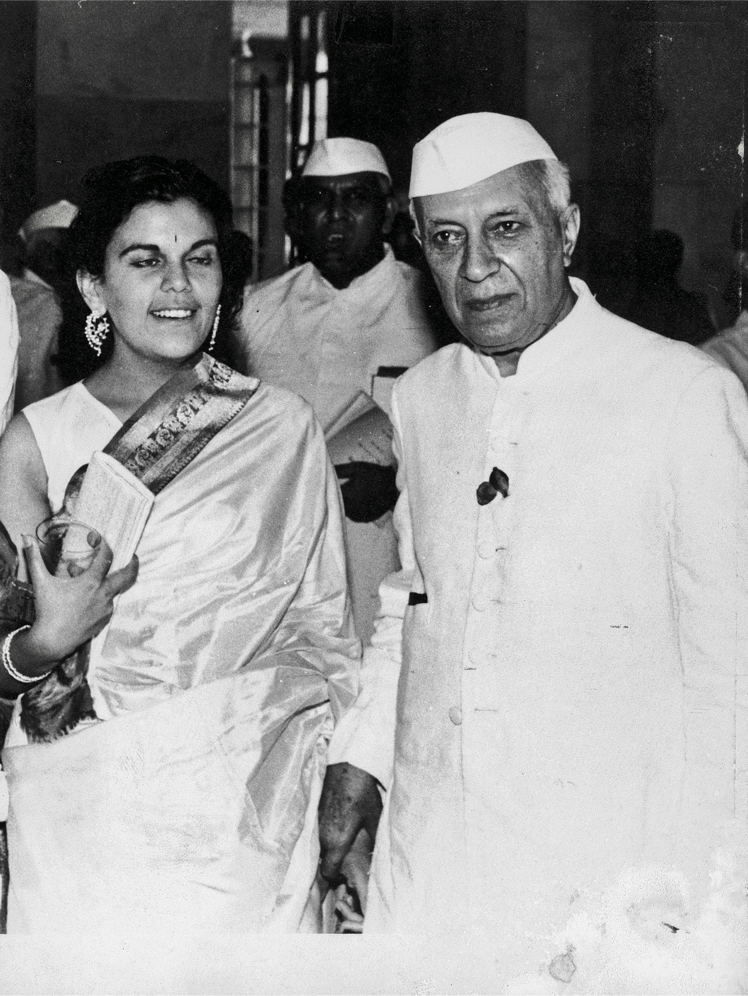 Sudha and Nehru at the &nbsp;Padma award ceremony, c. 1962 �