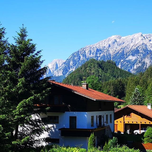 Guten Morgen

#hausedlinger
#airbnb
#relax
#holiday
#bookingcom
#hinterstoder
#austria