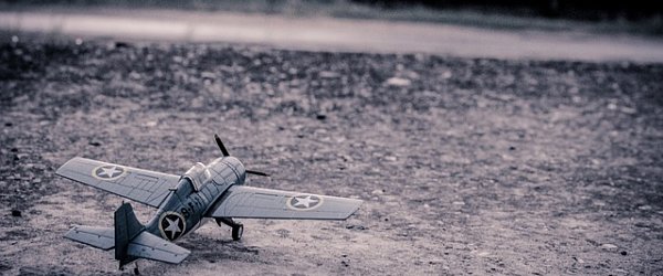 model-aircraft.jpg