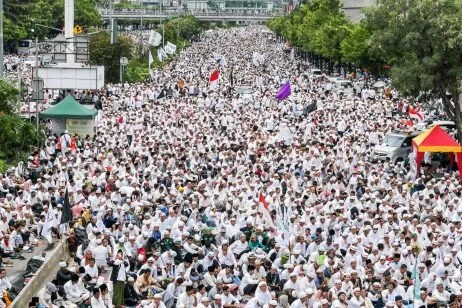 Indonesian Minister Pledges to Safeguard Religious Minorities
