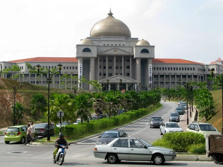 Malaysia: Blasphemy provisions must be repealed