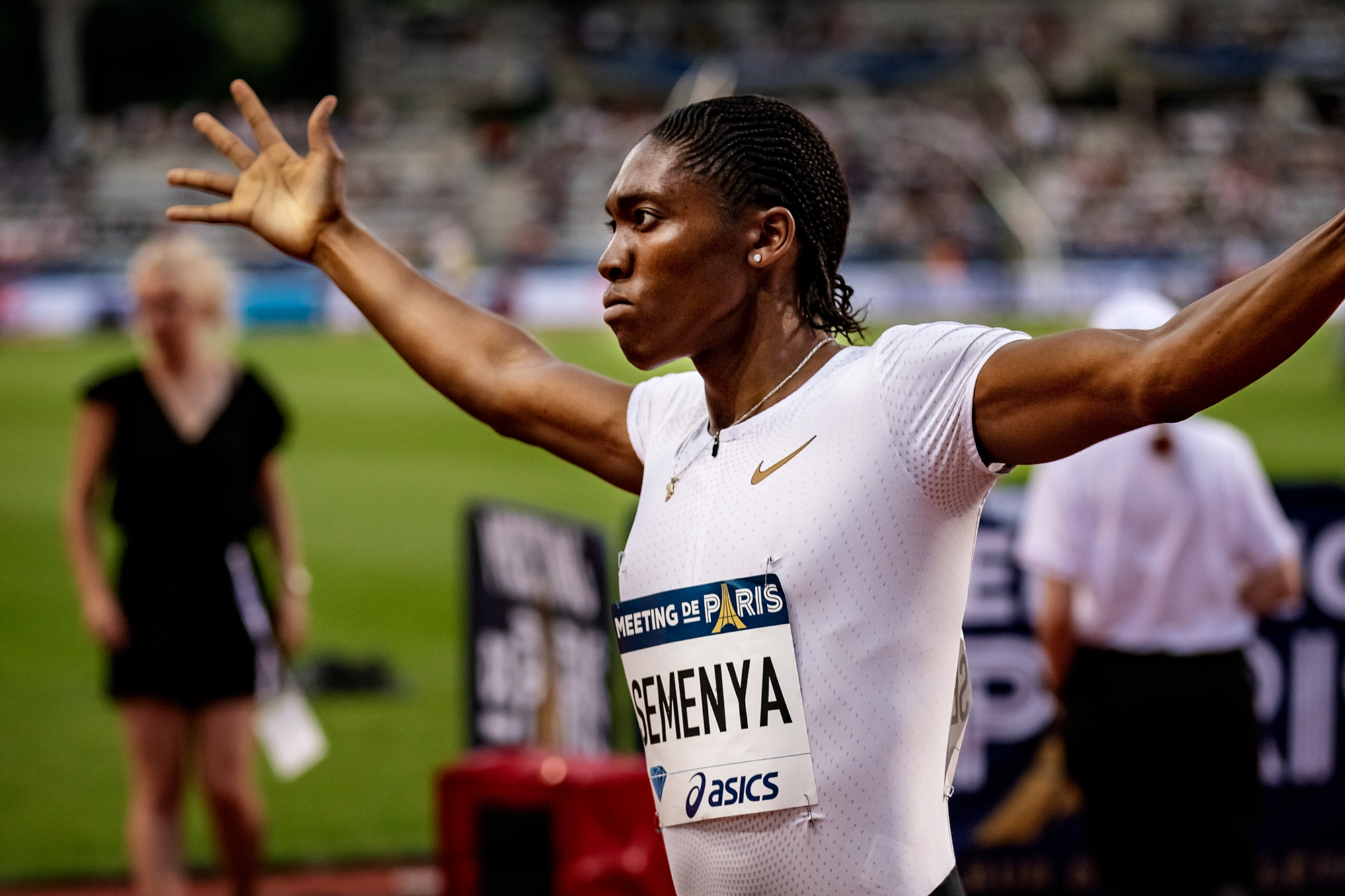 800mwomsemenya.jpg