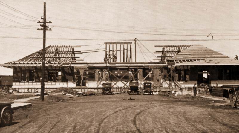 Laramie Depot-3-5-25-1924-small.jpg