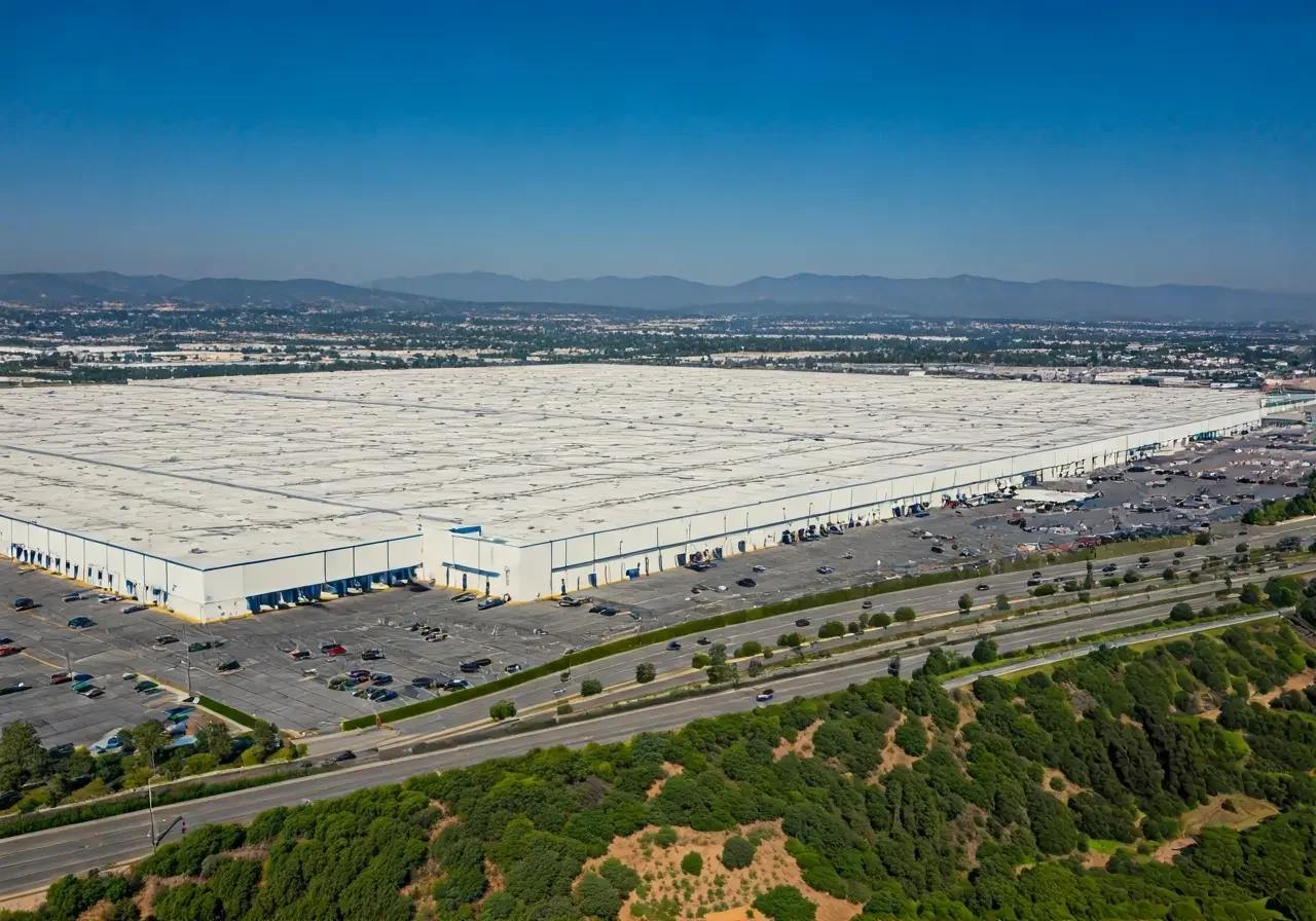 Unlocking the Potential: Los Angeles CA Distribution Center Solutions for E-commerce