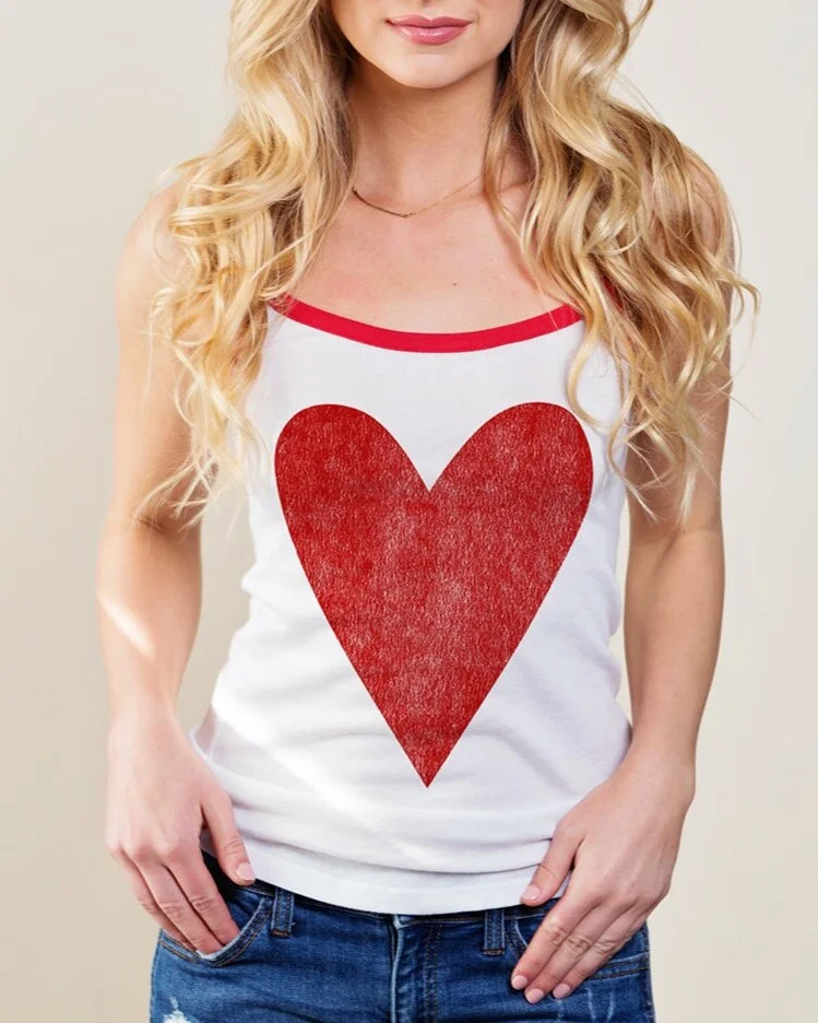 HEART_TANK_RED_STUDIO1_34ratio.jpg