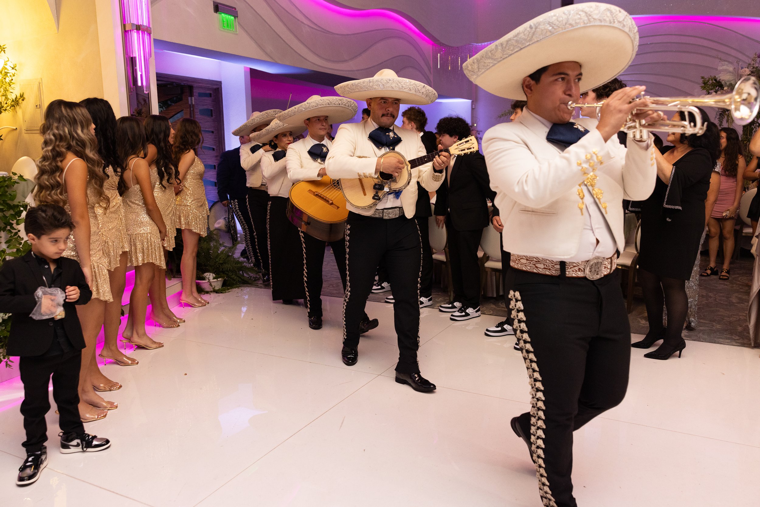 GiaLopez_Quinceanera_2025-580.JPG