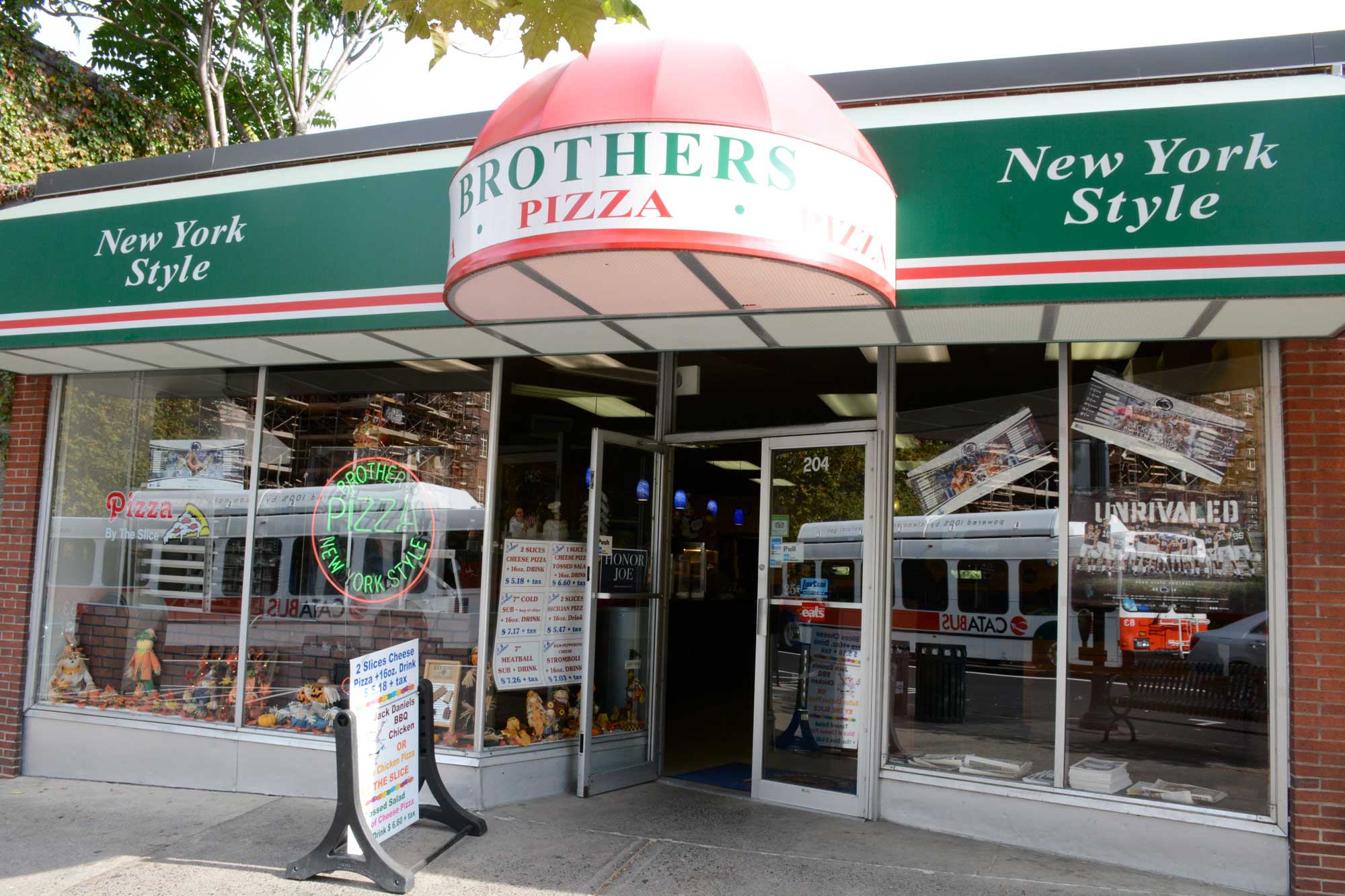 204-East-College-Avenue,-1248-sf,-Brothers-Pizza.jpg