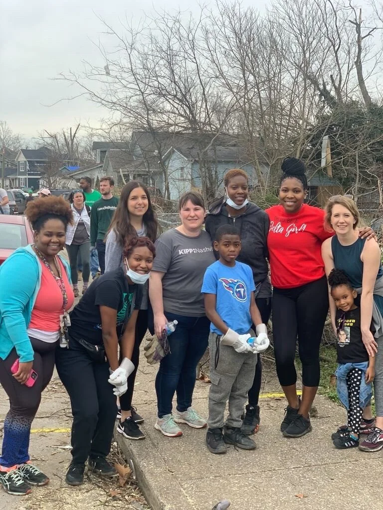 KIPP Nashville volunteers.