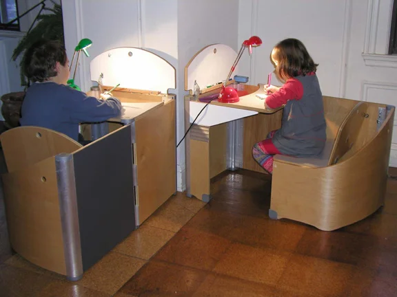 desk2.jpg