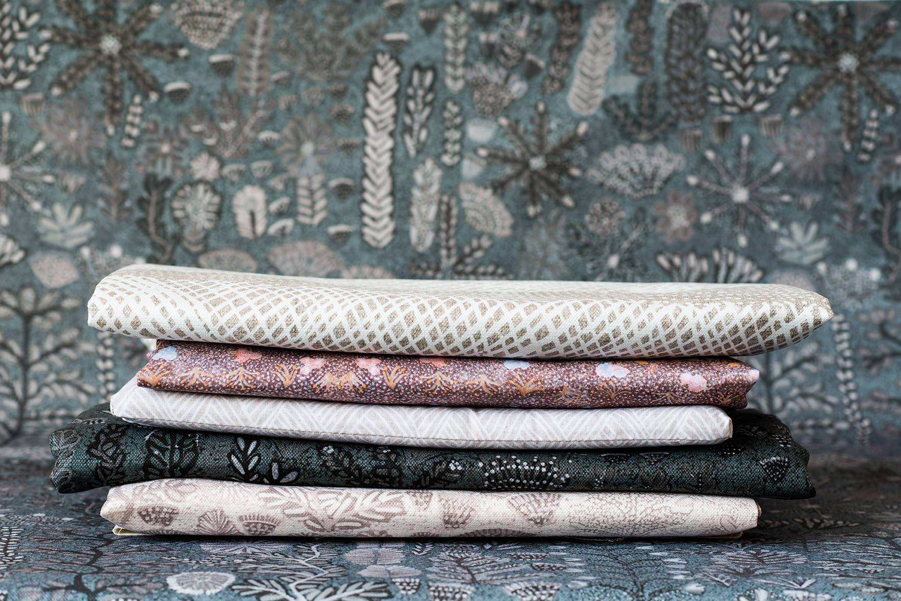 Willie Weston_Ampilatwatja Collection_fabric_3.jpg