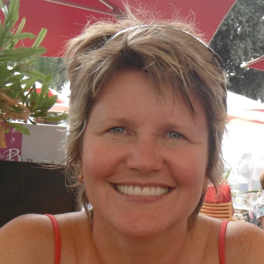 Diane Gibson2.jpg
