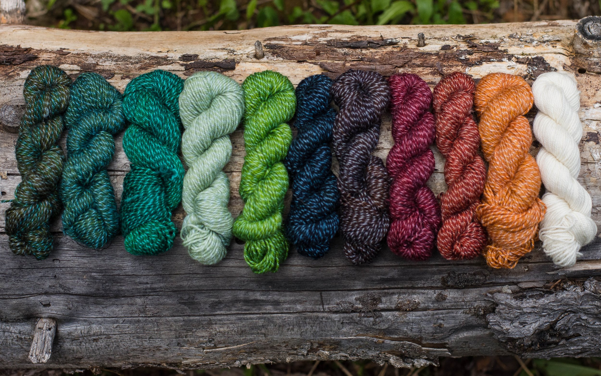 DESIGNS — MOUNTAIN COLORS INC.