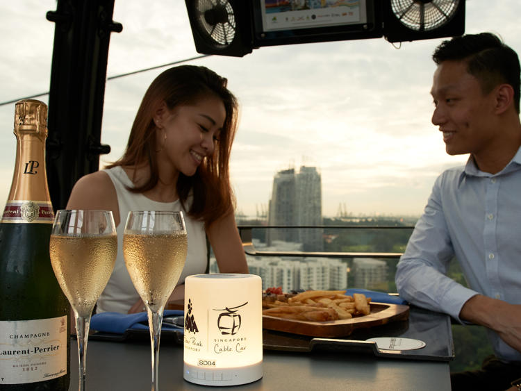 Sky Dining - Champagne Cabin