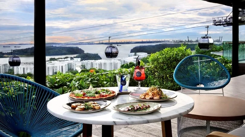 Dusk Restaurant &amp; Bar