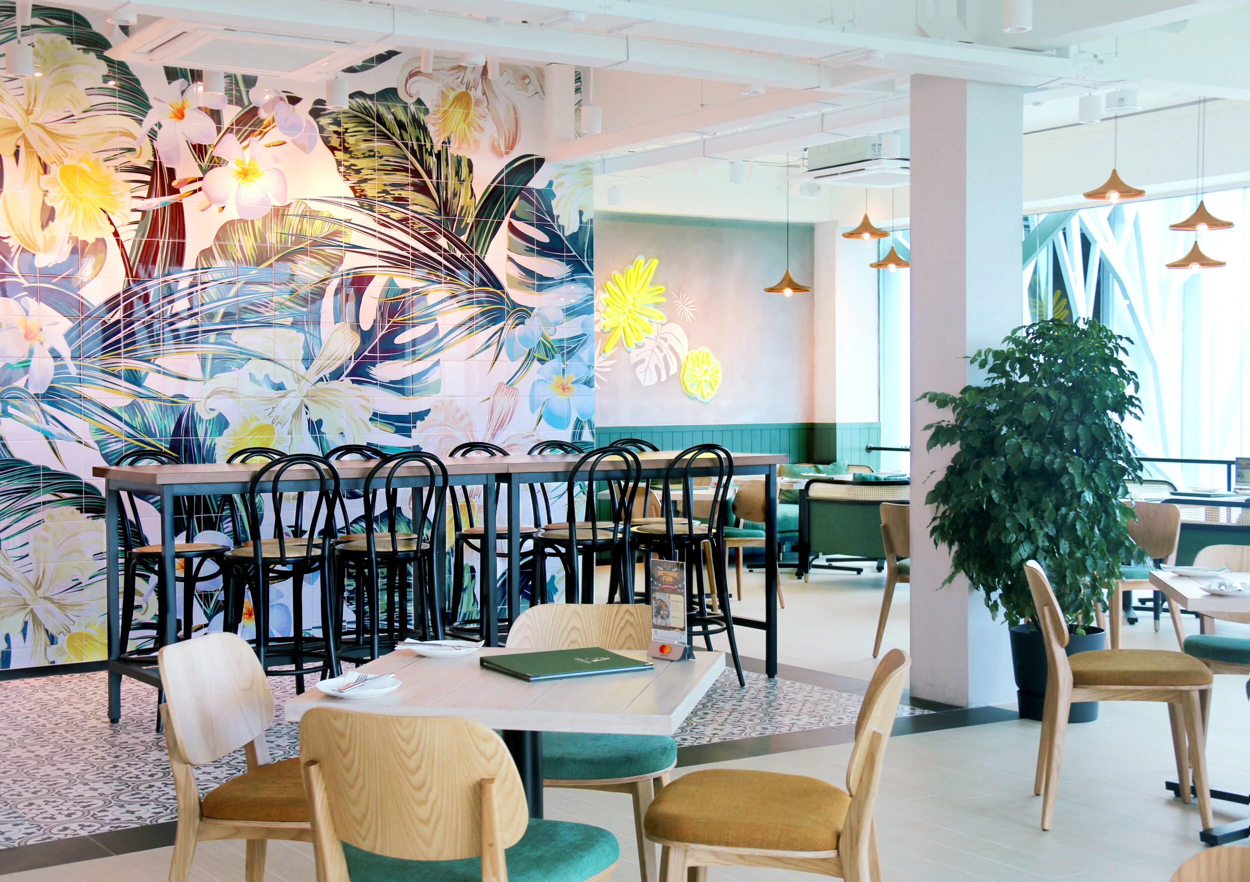 Arbora Bistro Feature Wall.jpg