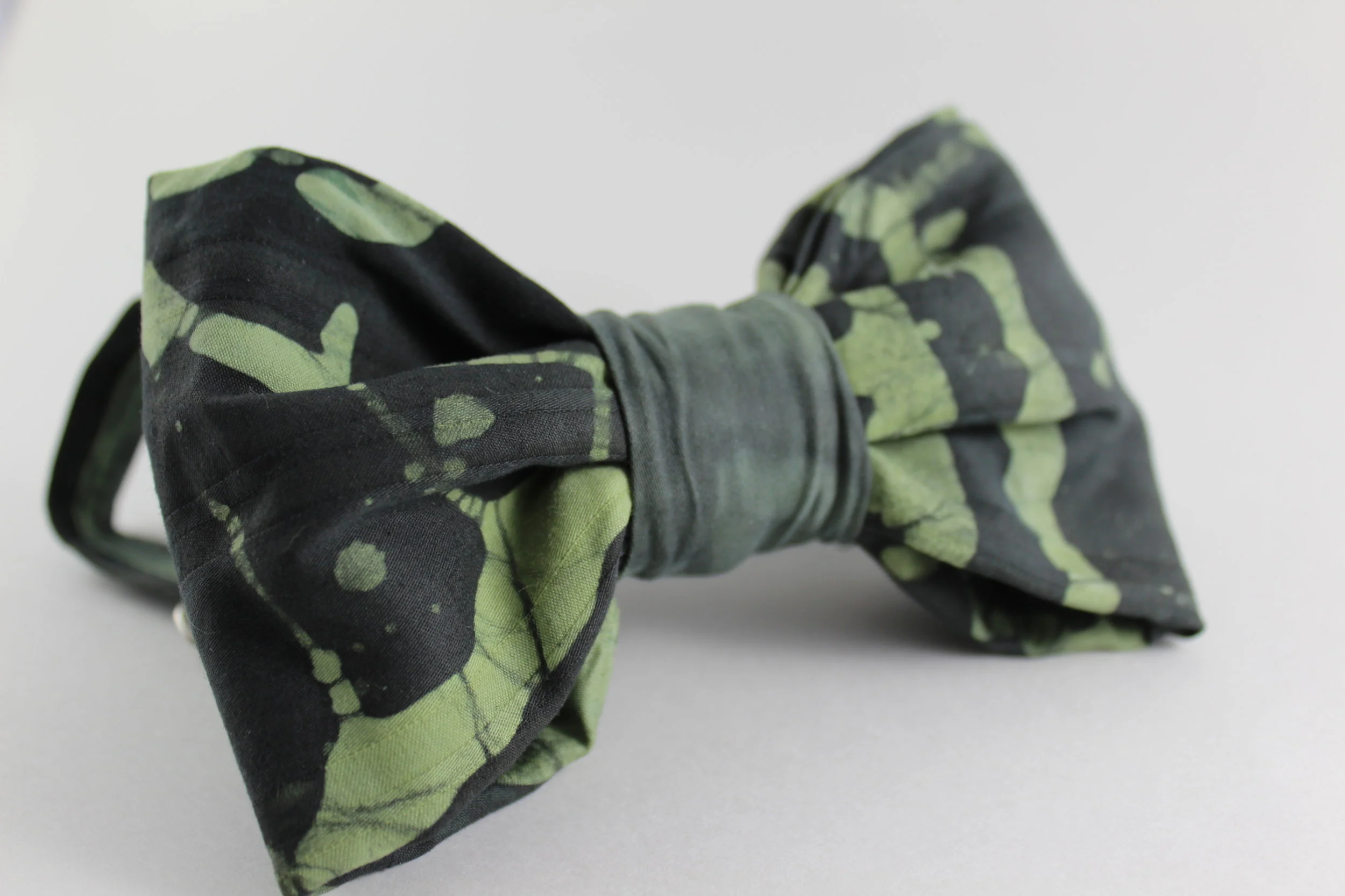 Lizard Lick Bow Tie