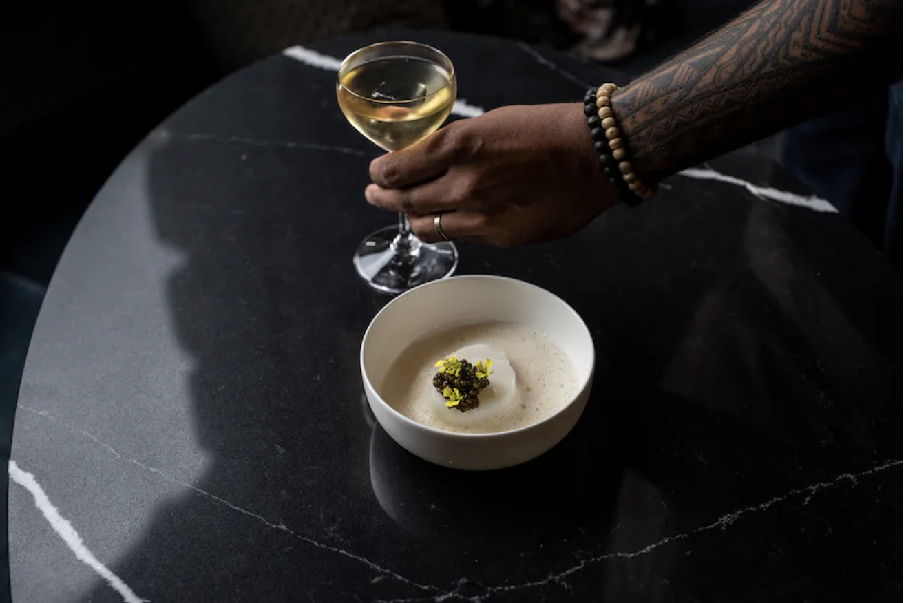 PARTY IN DER BAR: DJ, DRINKS &amp; MAHLER FOOD