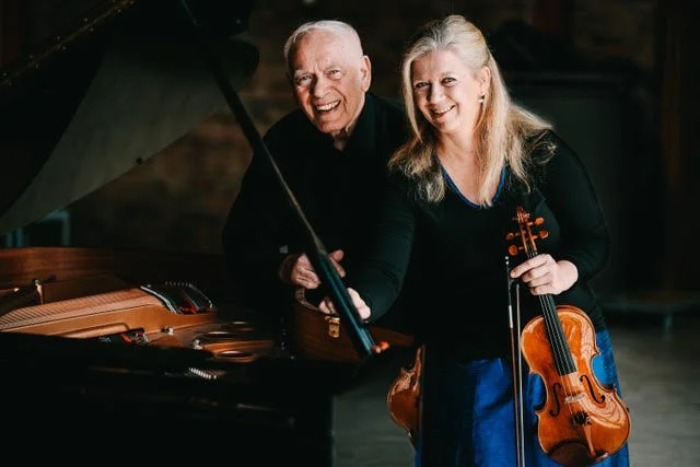 Musikalische Begegnungen mit dem DUO WASGINDT