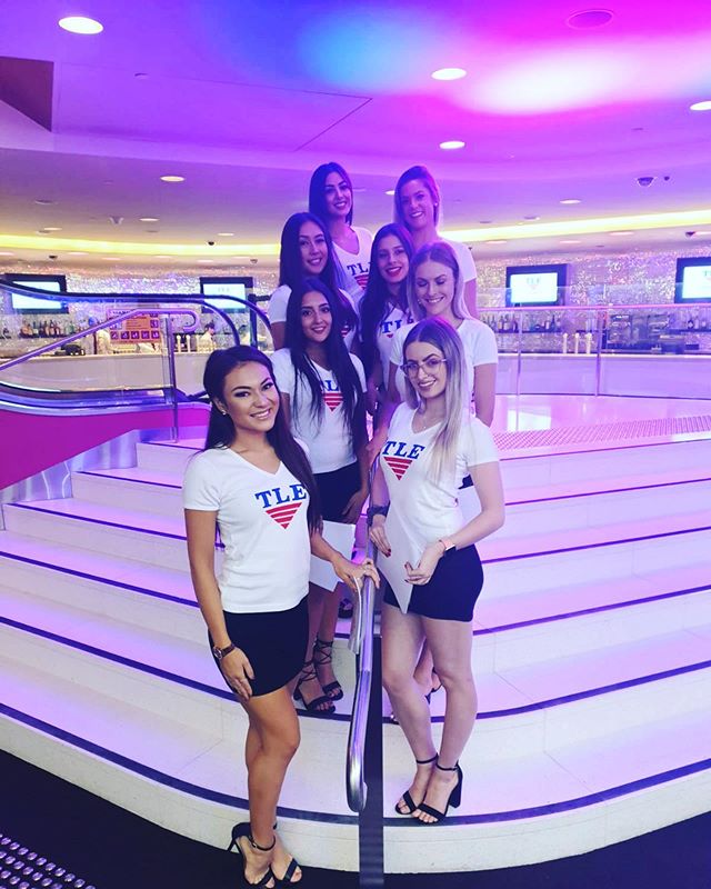 Saturday night events! Our awesome @heffernanpromotions girls looking good at the TFE Charity ball raising much need funds and awareness for Brain cancer 
Dr Charlie Teo @ Star city casino 👏🏻 #tfeball #sydneyevents #promogirls #staff #charityball #