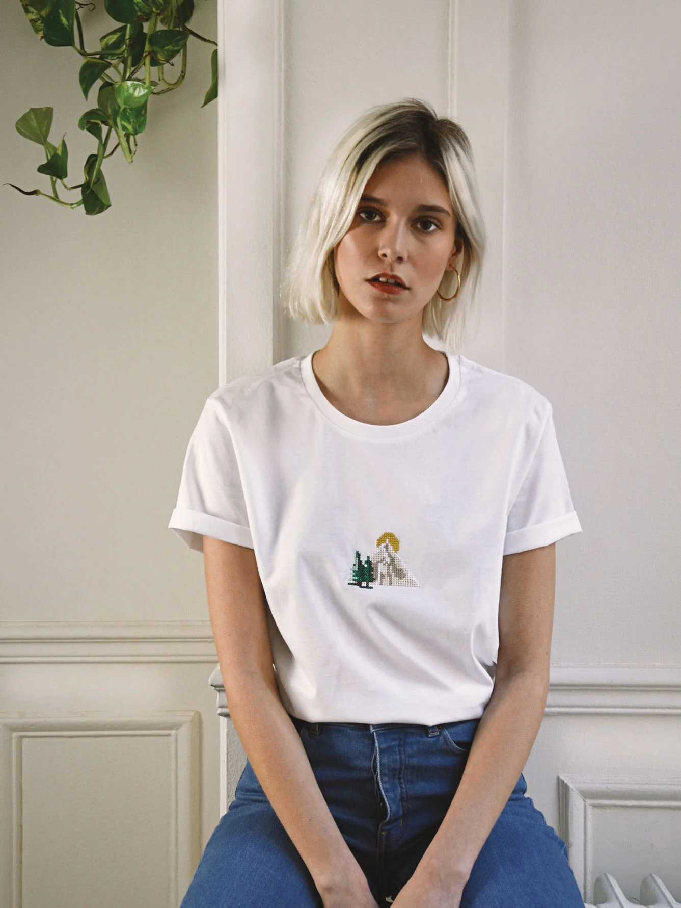 tshirt-lamontagne-blanc.jpg