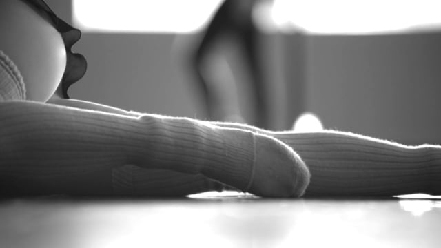 Studio Bizz - commercial - Advanced ballet class with Yvan Michaud