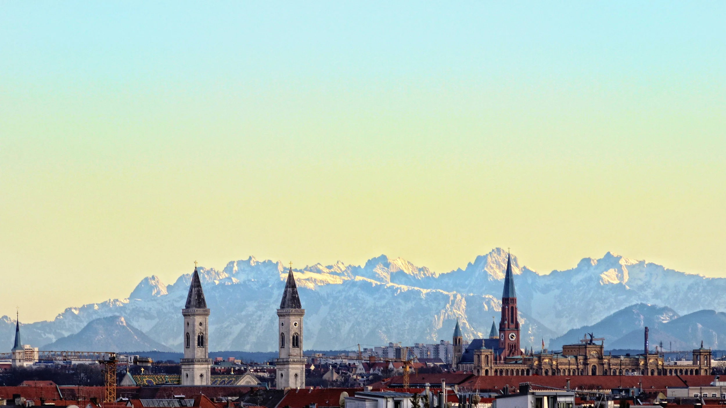 Munich For pricing and commissions send me a message or give me a call please. We should also discuss the size, picture-carrier and possible framing. Glass, Hahnemühle fine art paper, aluminium dibond, canvas etc. email: fabianforban@web.de / phone: +49 172 3893463