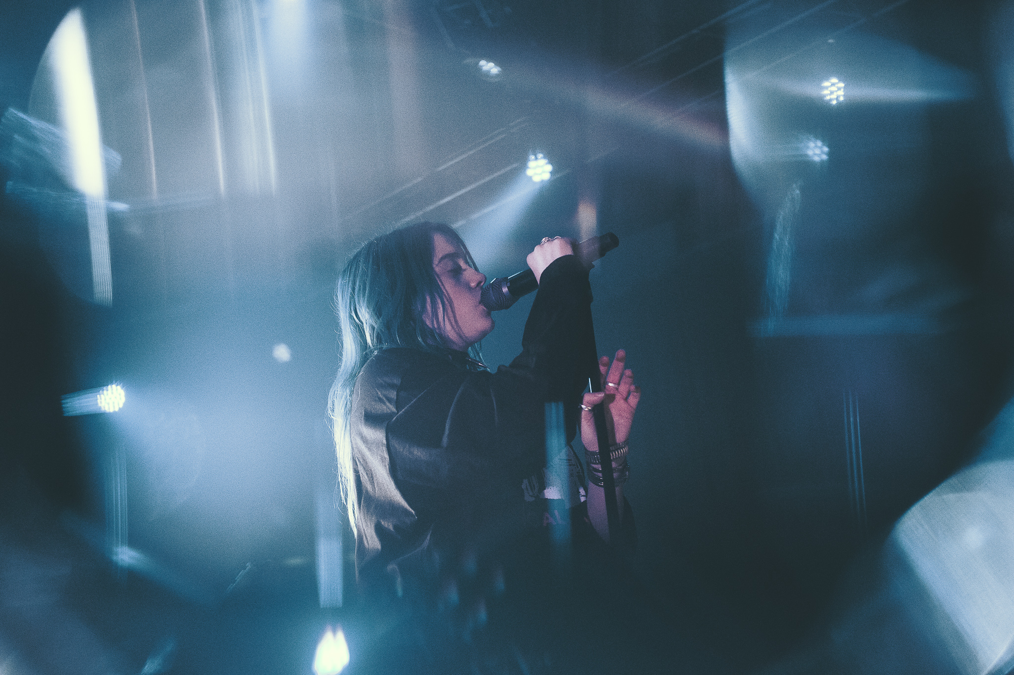 BILLIE EILISH