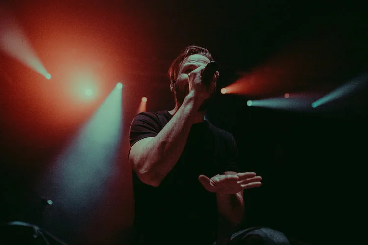 DANCE GAVIN DANCE