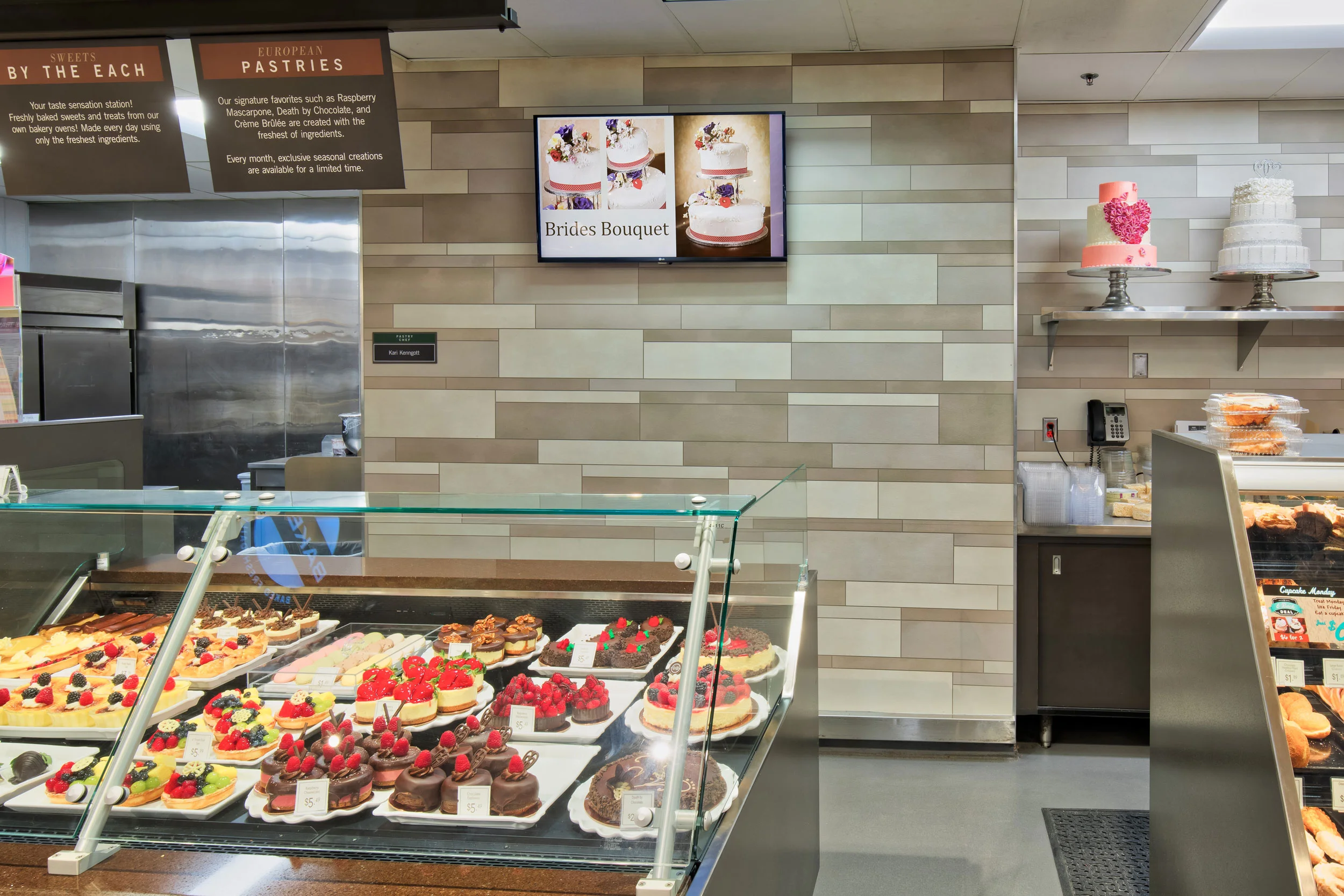 Lunds-Byerlys-wallpaper5.jpg
