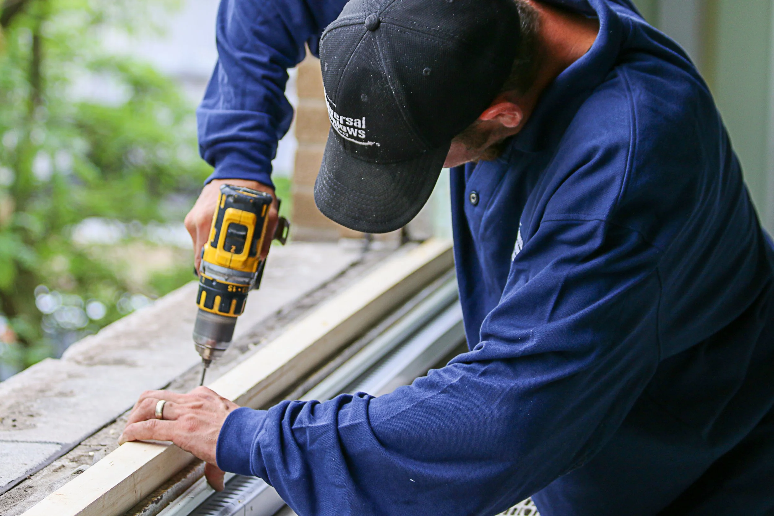 WINDOW INSTALLERS.... GIVE ME 5 DAYS