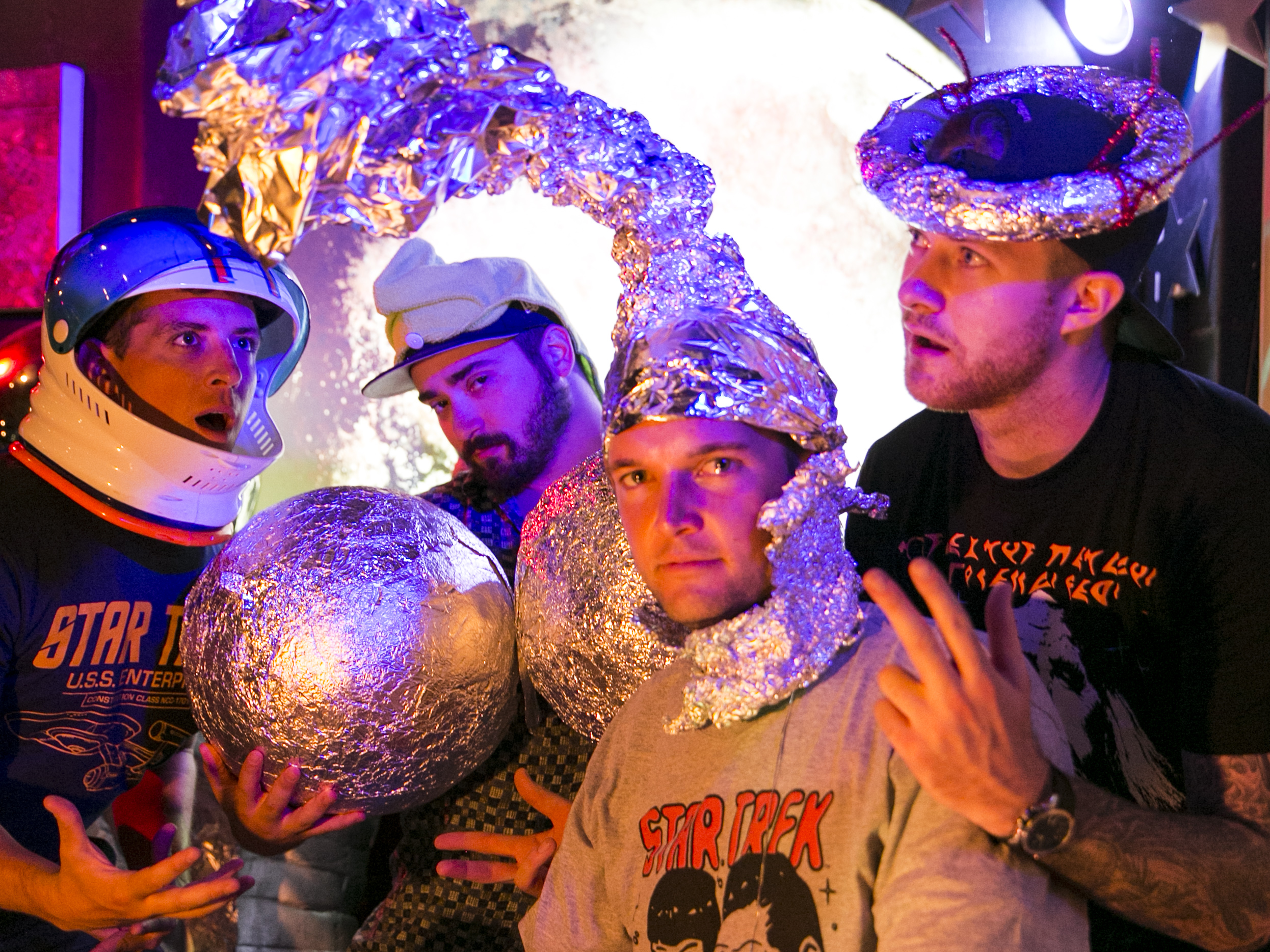 spaaaace0378.jpg