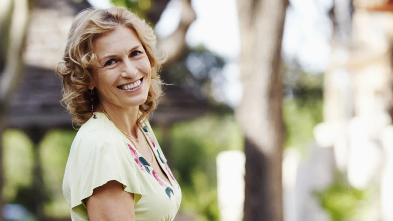Female-Hormone-Replacement-Therapy.jpg