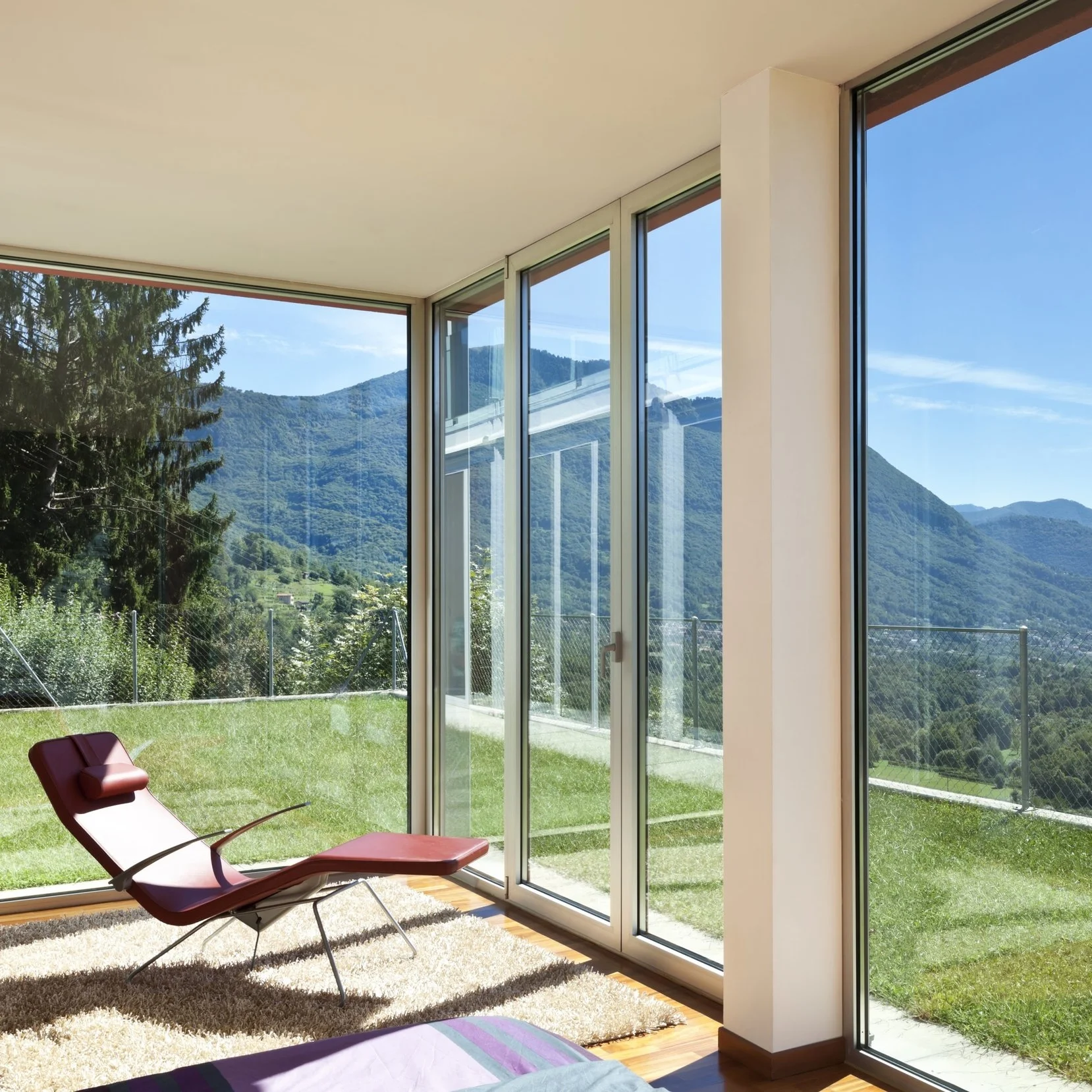 Slade Glass Co. Residential + Commercial Glass Solutions