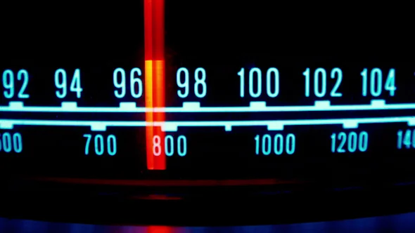 THUMB_uncropped_radio.jpg