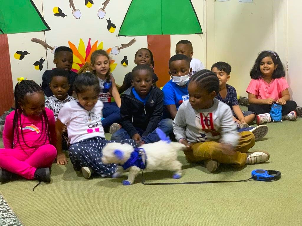  Leroy brought his cute pup for Show ‘n’ Tell! 