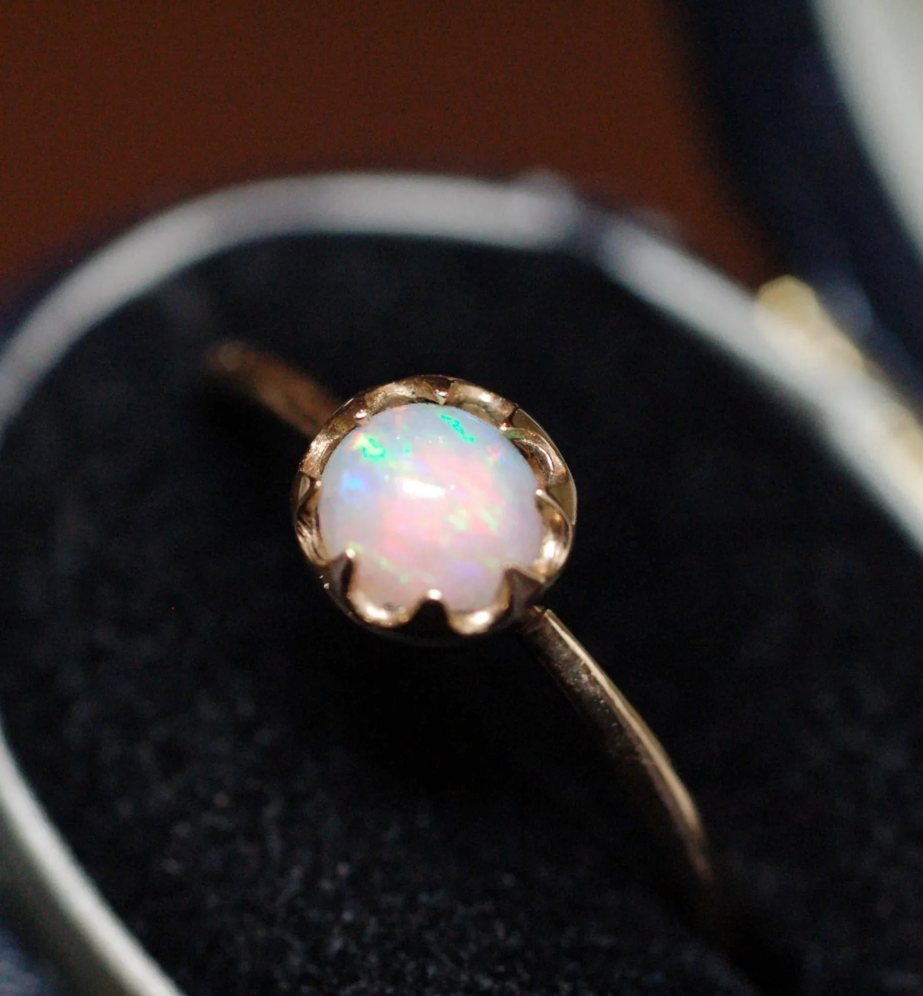 Artisan-Opal-Ring-14k-full-8-2048-422-l-e2dbbe-ffffff.jpg
