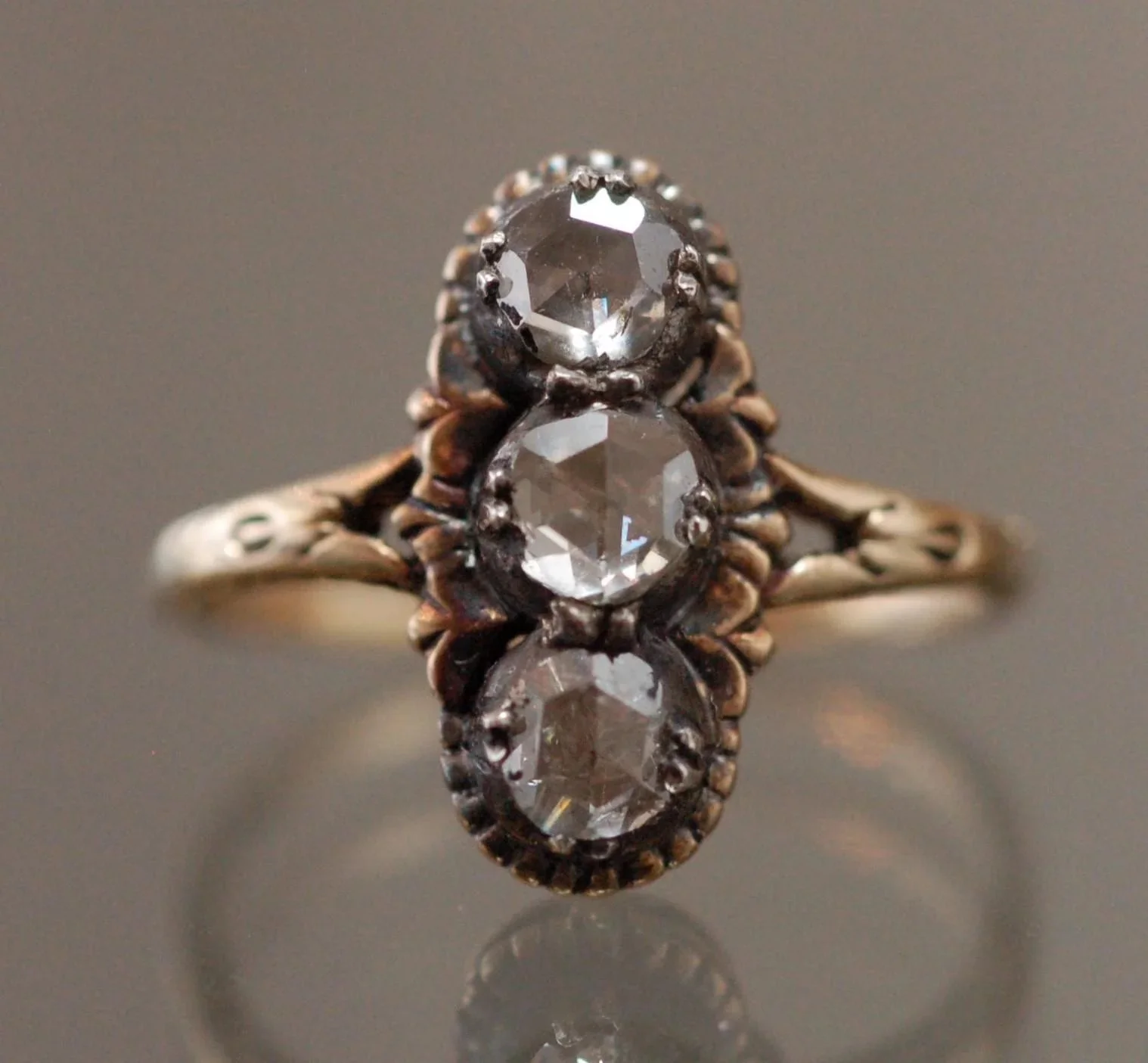 Georgian-Rose-Cut-Diamond-Ring-full-0-2048-728-l-e2dbbe-ffffff.jpg