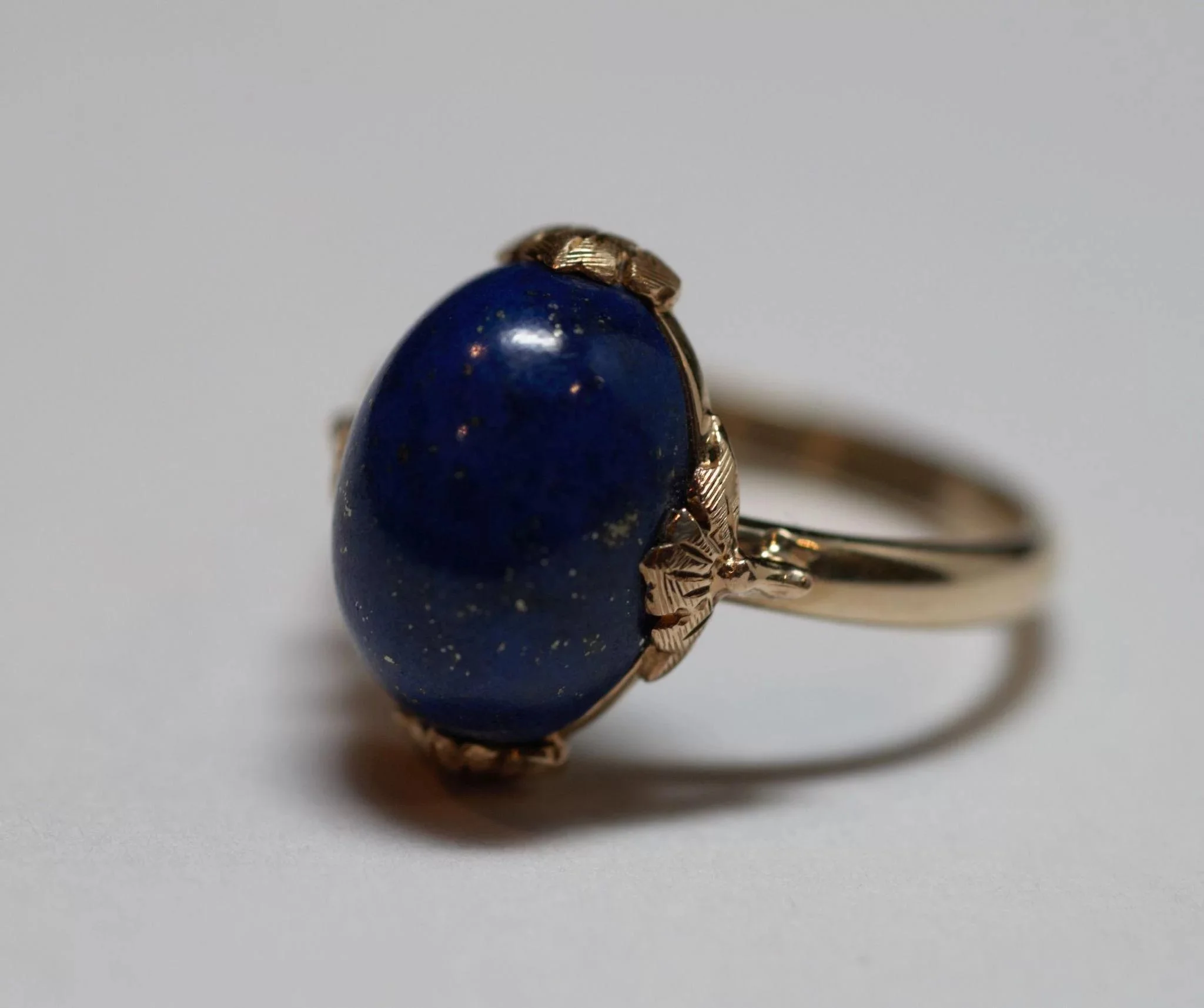 Vintage-Lapis-14k-Ring-full-0-2048-832-l-e2dbbe-ffffff.jpg