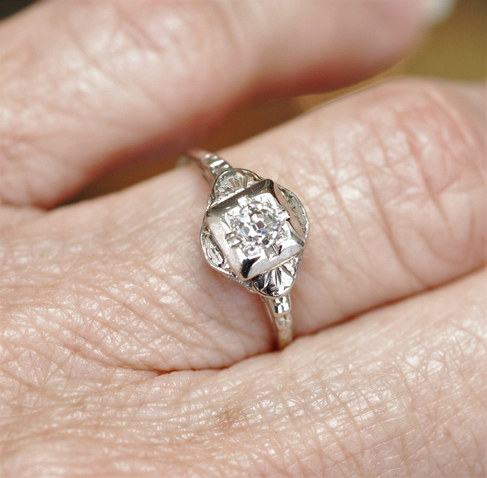 wit delicatesse Verkeerd Flora" Late 30s Art Deco Engagement Ring — Antoinette