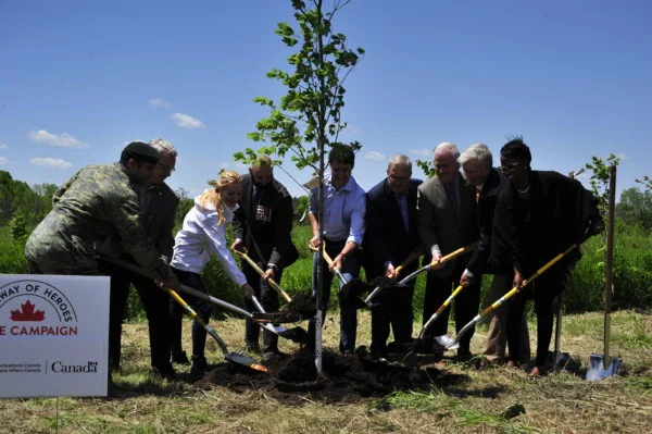 L-R: Leo Hawkes, Managing Director, Volvo Financial Services, Corporal Nick Kerr, Right Honourable Justin Trudeau, Prime Minister of Canada, The Hon. Lawrence MacAulay, Minister of Veterans Affairs Don Mitchell, Mayor of Whitby Mark Cullen, Campaign Chair, Highway of Heroes Tree Campaign
