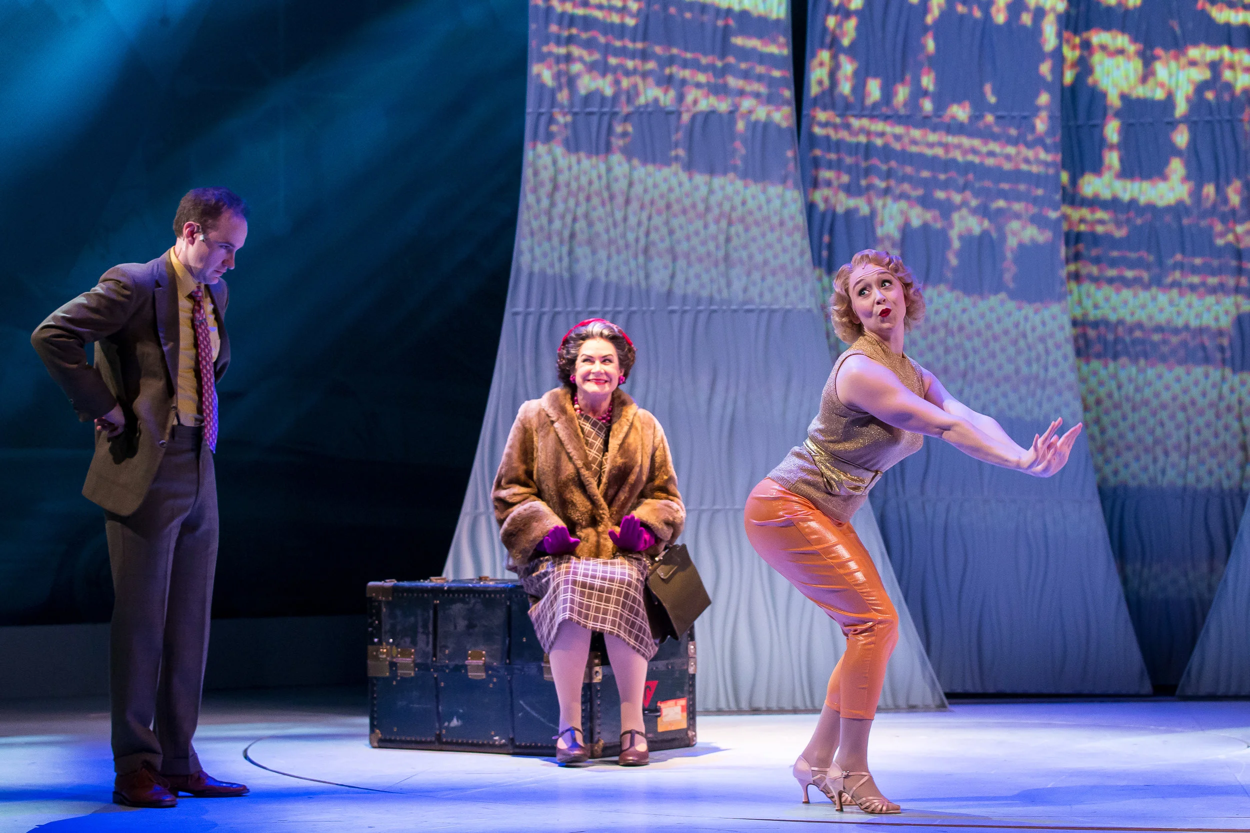 ByeByeBirdie_HiRes_BE2T2283.jpg