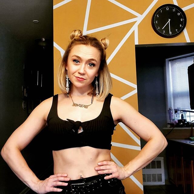 Fun Quarantine To Do: Play Dress up! #AdventuresInSelfTaping #StewartTalent #ActorsLife #OurJobIsWeird #SelfTape #StayAtHome
