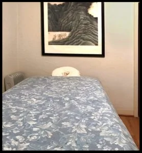 office-massage-table-278x300.jpg
