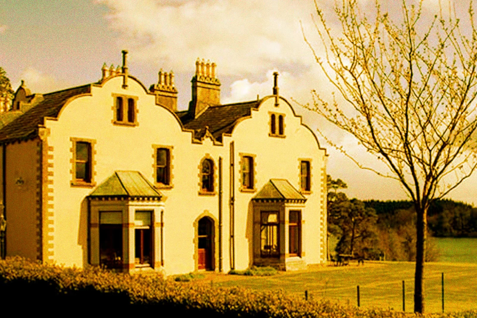 Tyrone Guthrie Fellowships