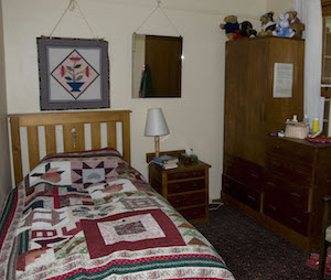 BearRoomwithquilt.jpg