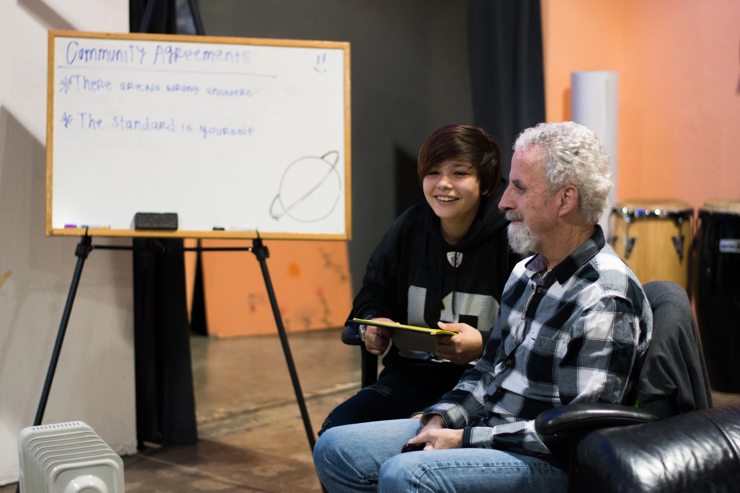 Acer Volunteer Dan Holden and his son, Max join the round table discussion. Photo By Tammy Huynh (www.bitesoftravel.com)