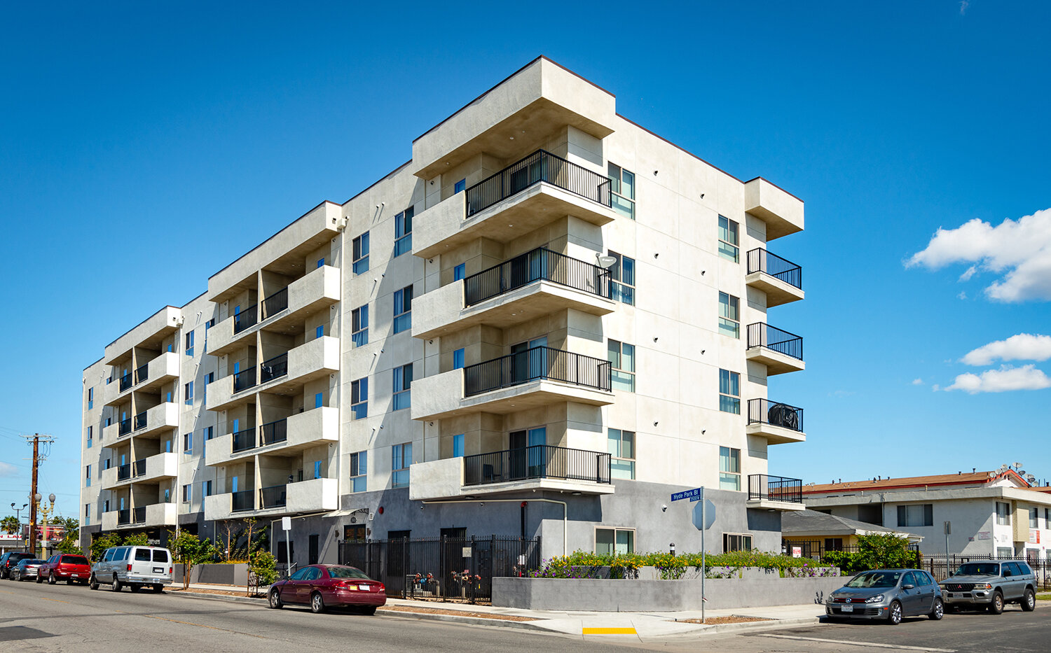 3517 Hyde Park Boulevard Apartments