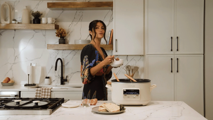 Crock-Pot w_ Camila McConaughey _Weeknights_-high copy-2.gif