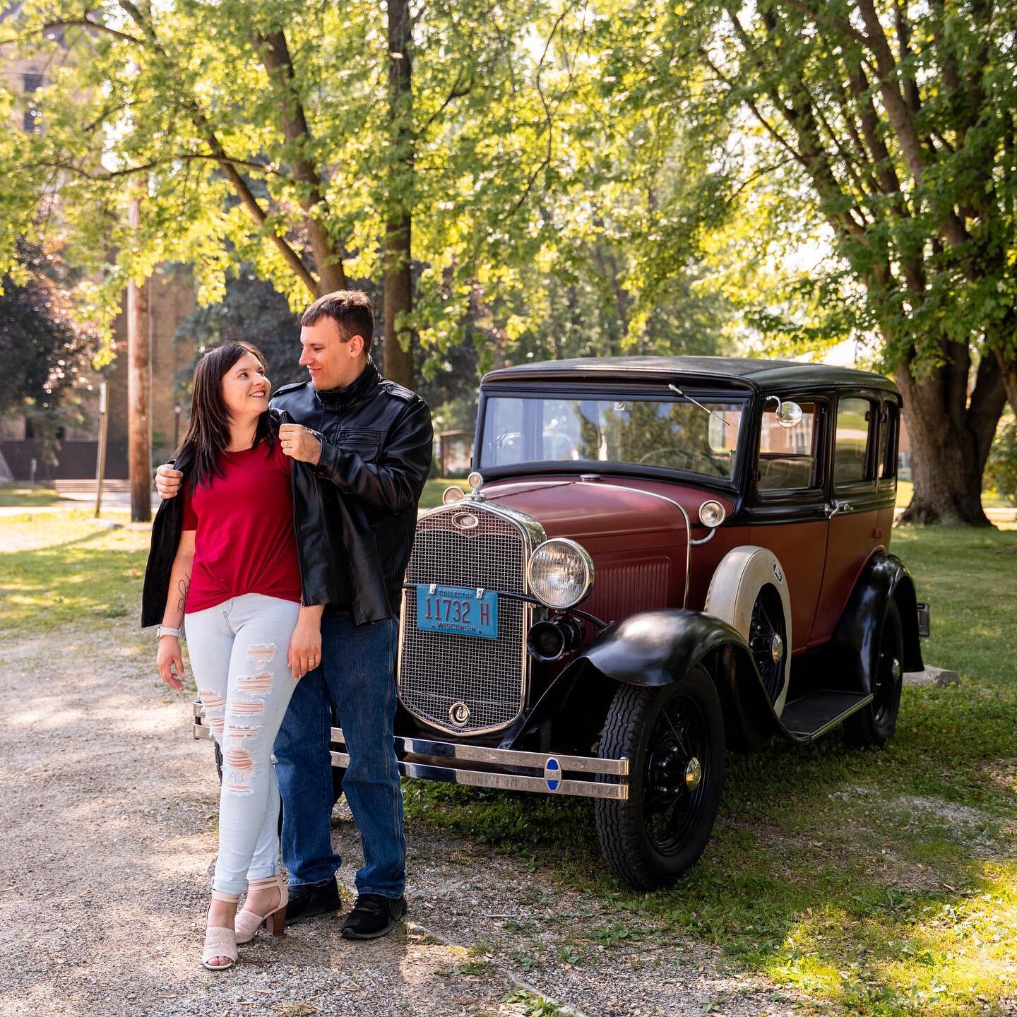 Anna loves to dance at Crystal ballroom, and Owen loves amazing old cars, so of course their engagement photos had to include both! 😍