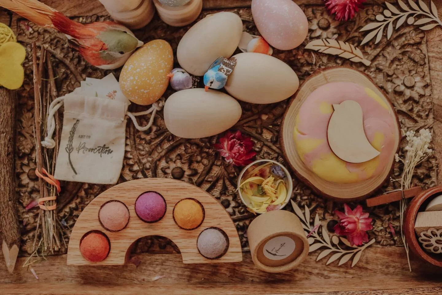 Give us all the spring goods!!! 
.
Our website will stocking up on all the spring play kits, and open ended materials to explore!! 
.
Tune in tomorrow morning for the official drop!!! 
.
🌸🌻🐝🦋🐤🐣🐰
.

#sustainableart #artofprovocation #play #sust